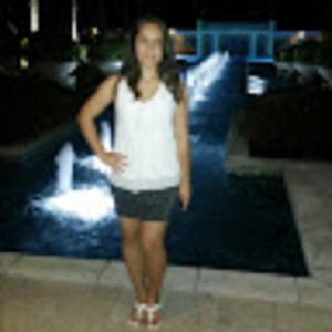 Meet your Posher, Enxhi